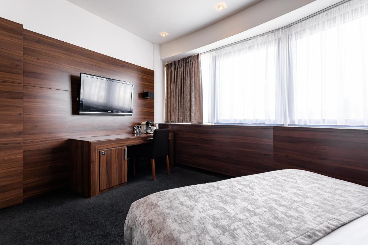 Tempus Club Garni Hotel Bratislava Luaran gambar
