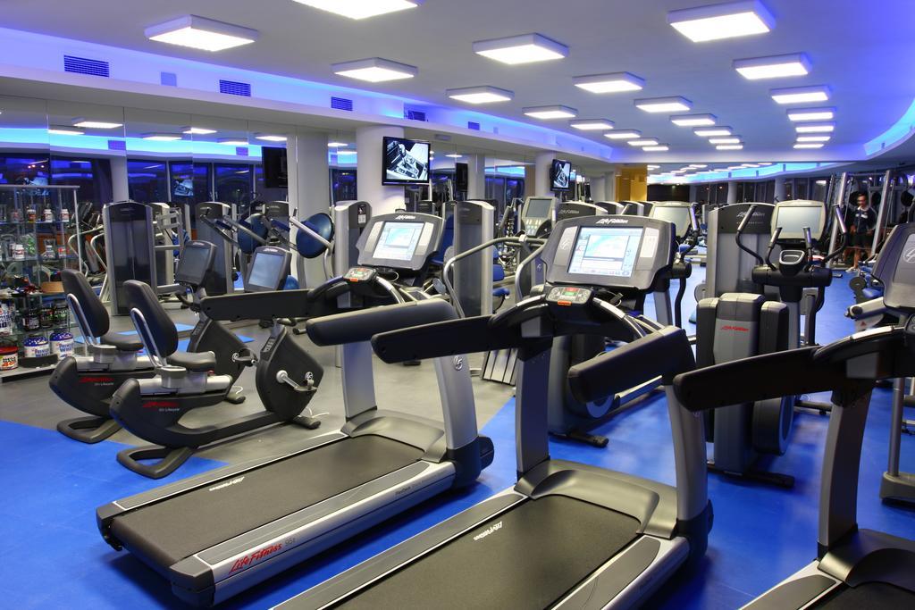 Tempus Club Garni Hotel Bratislava Luaran gambar